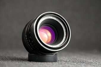 Objektiv Carl Zeiss Pancolar 50mm f1,8 MC M42