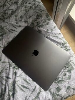 MacBook Air 13” Retina (2020) 8 GB RAM