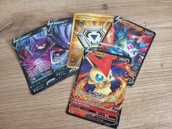 Pokémon karty V + Secret Rare: Malamar, Crobat, Victini…

