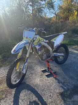 Suzuki RM250Z 2016