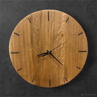 Masívne dubové hodiny  40 cm