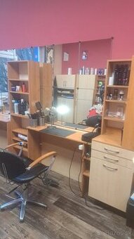 Predám vybavenie kaderníckeho salónu - 1