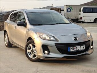 Mazda 3 1.6 benzín