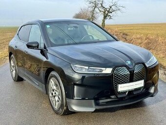 BMW iX, xDrive40,77kWh,SoH 94,5%,Tažné s DPH 41 460,-EUR