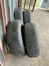 Celorocne pneu goodyear 195/65r15