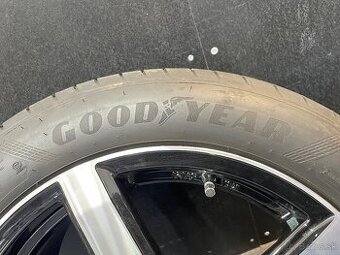 Goodyear 225/50R17