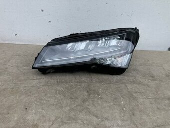 ŠKODA SUPERB 3 III LIFT 2019- ĽAVÉ PREDNÉ SVETLO FULL LED