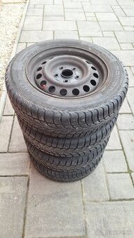 Disky R15 5x114.3 Zimne pneu Nokian 195/65