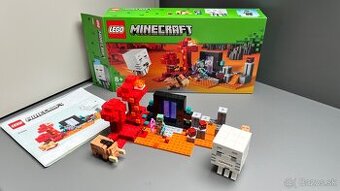 Lego 21255 Minecraft Prepadnutie portálu do Netheru