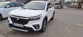 Predám predvádzacie vozidlo Suzuki S - Cross