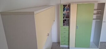 Detska izba zeleno zlta