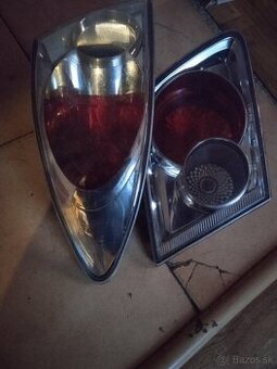 Mazda 626 2.0d zadné svetla