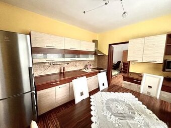 3-izbový zariadený byt vo Vrábľoch na prenájom