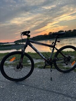 Predam horský bicykel