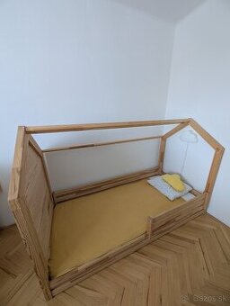 Domčeková posteľ s rozmerom lôžka 90x200 cm Elis design