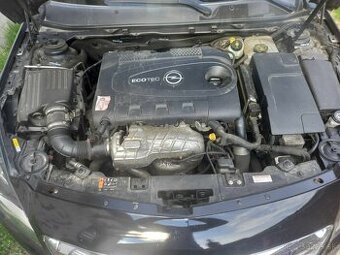 Predávam opel isignia rok 2014
