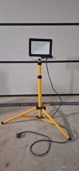 Predám LED Lampu Reflektor DEDRA