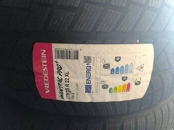 275/35R22 104Y a 315/30R22 107Y