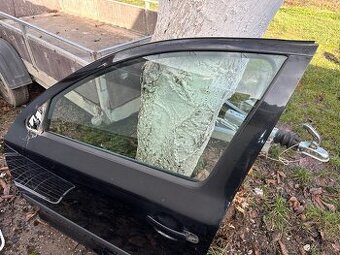 Rozpredám vodičové dvere octavia 2