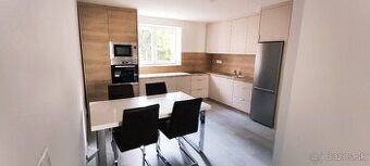 Prenájom 2-izbového bytu v centre Nitry