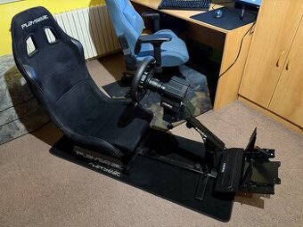 Závodný simulátor Playseat/Moza
