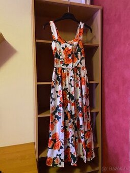 Dámske šaty