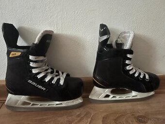 Korčule Bauer Supreme 140 Y11