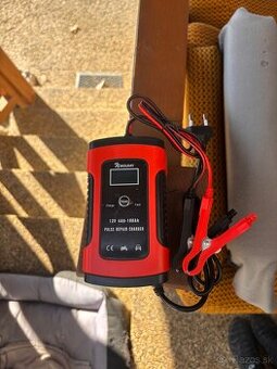 Inteligentná nabíjačka 12V – Pulse Repair Charger (