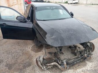 Rozpredám BMW F30 335i xDrive 2013