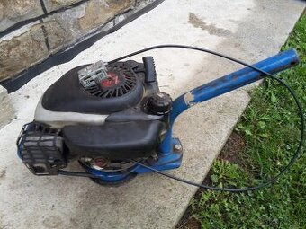 malotraktor Tekumsec