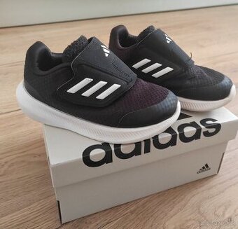 Detské tenisky Adidas veľ. 26