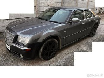 predam diely na chrysler 300c 160kw 3,0 crd šedý strieborny
