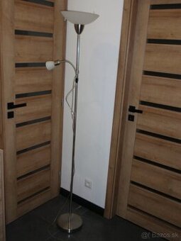 Stojaca lampa + citacia lampa (+ 2x ziarovka)