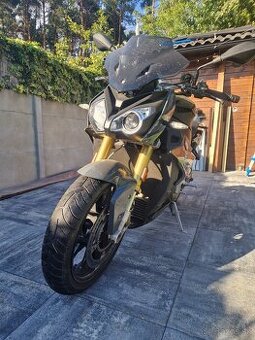 Bmw s1000r
