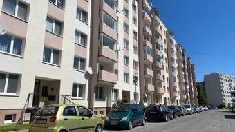 3-izbovy byt centrum, 2x balkón, Nové Mesto nad Váhom