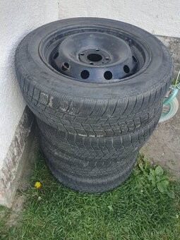 Zimné gumi plus disky cena 100€