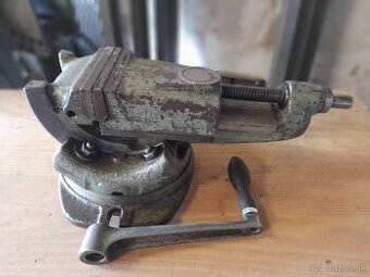 Naklopny  zverak 125