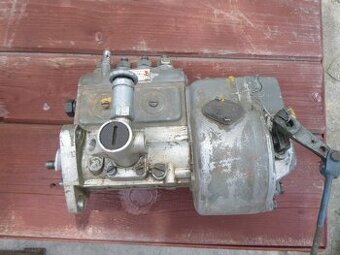Vstrekovacie čerpadlo Zetor 4011