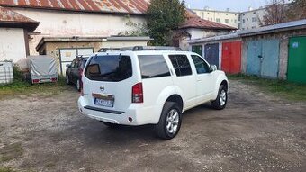 Nissan Pathfinder R51, 2.5l 140kW, manuál, 12/2010
