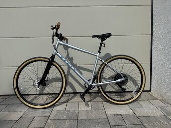 Novy pansky Marin Kentfield 2 28 bicykel, chrómová/modrá - 1