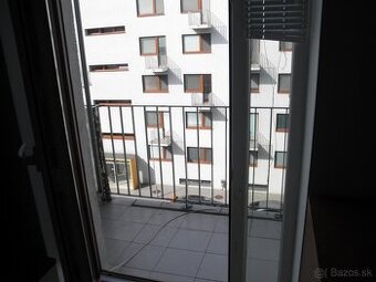 prenajmem garzonku