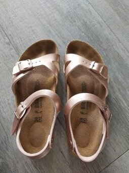 Sandále Birkenstock dámske 38
