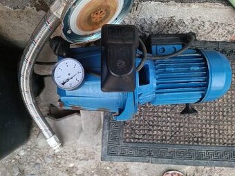 Motor z vodarne - 1