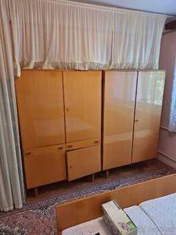 Darujem skryne poste stolykl za odvoz - 1