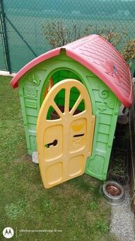 PREDÁM DETSKÝ ZÁHRADNÝ DOMČEK 120 X 113 X 111 CM