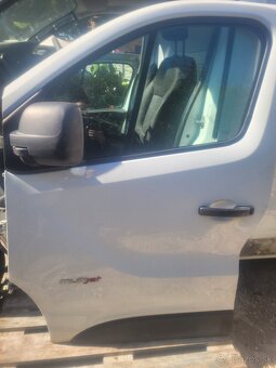 Predám bočné posuvné dvere na Trafic, Vivaro, Talento