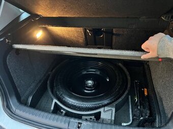 TIGUAN - dojazdove koleso + vyvýšené dno - 1