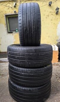 Ponúkame 4 letné pneumatiky Goodyear Eagle 235/40 R19