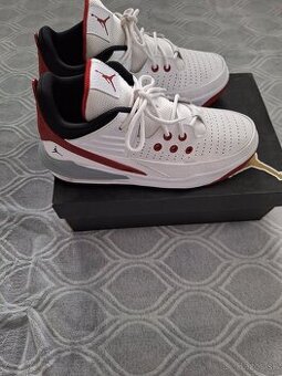 AIR JORDAN veľ.40