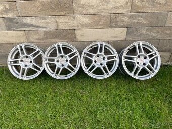 4x100 R 15